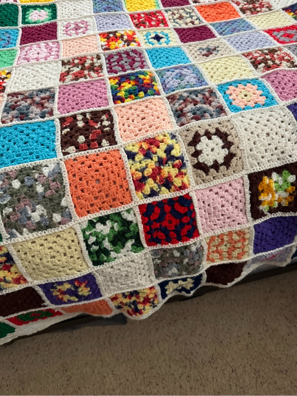 Handmade Granny Square Crochet Blanket, Patchwork King Size-Vintage-Bedspread - Picture 2 of 3
